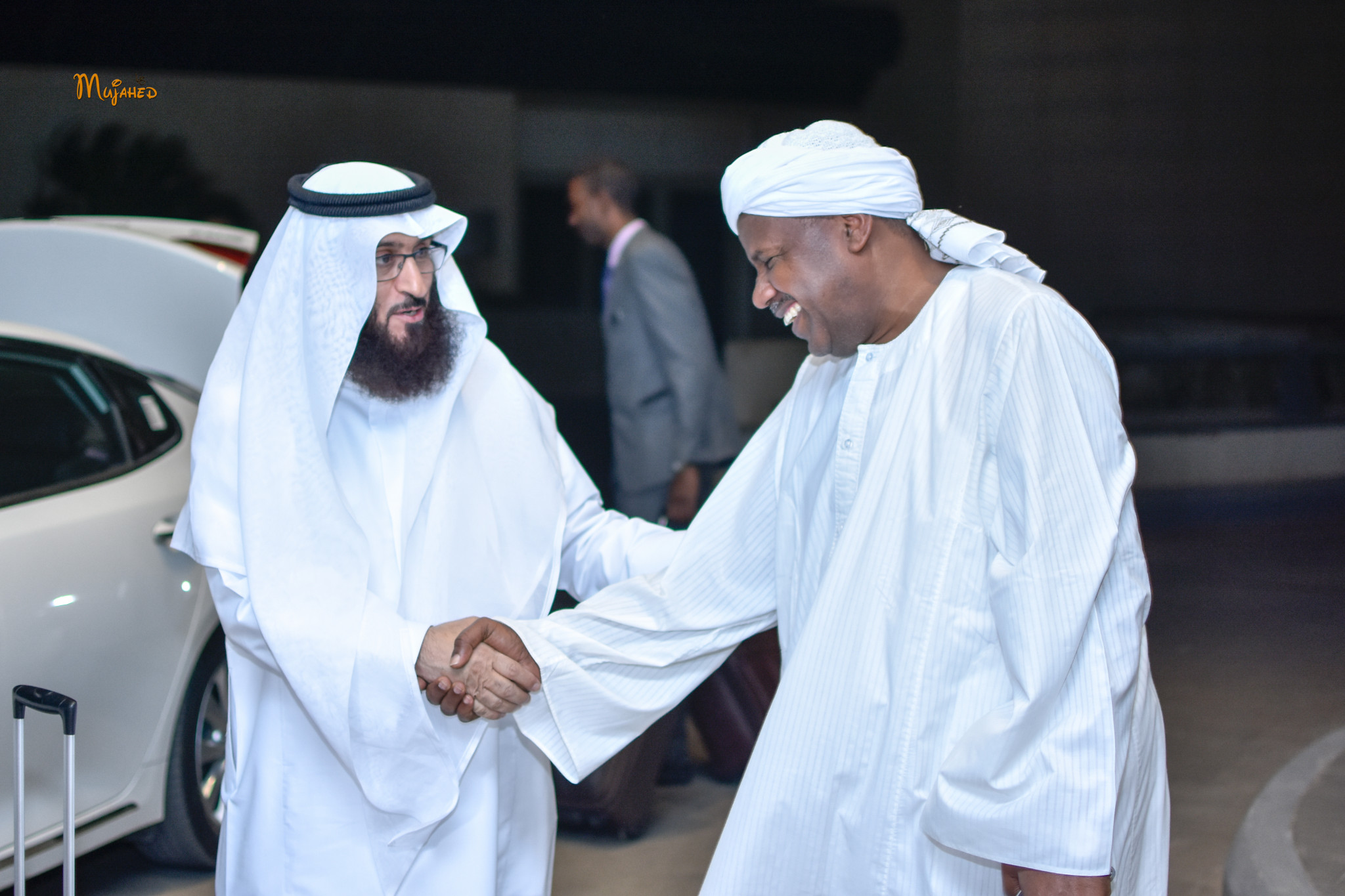 احتفاء رسمي وشعبي